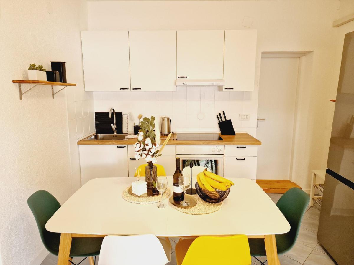 Apartment Melani Vir Ngoại thất bức ảnh