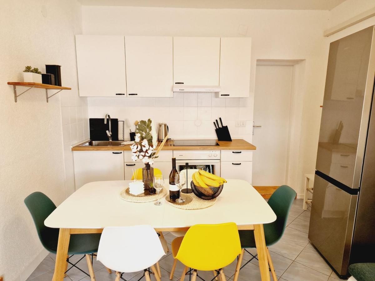 Apartment Melani Vir Ngoại thất bức ảnh