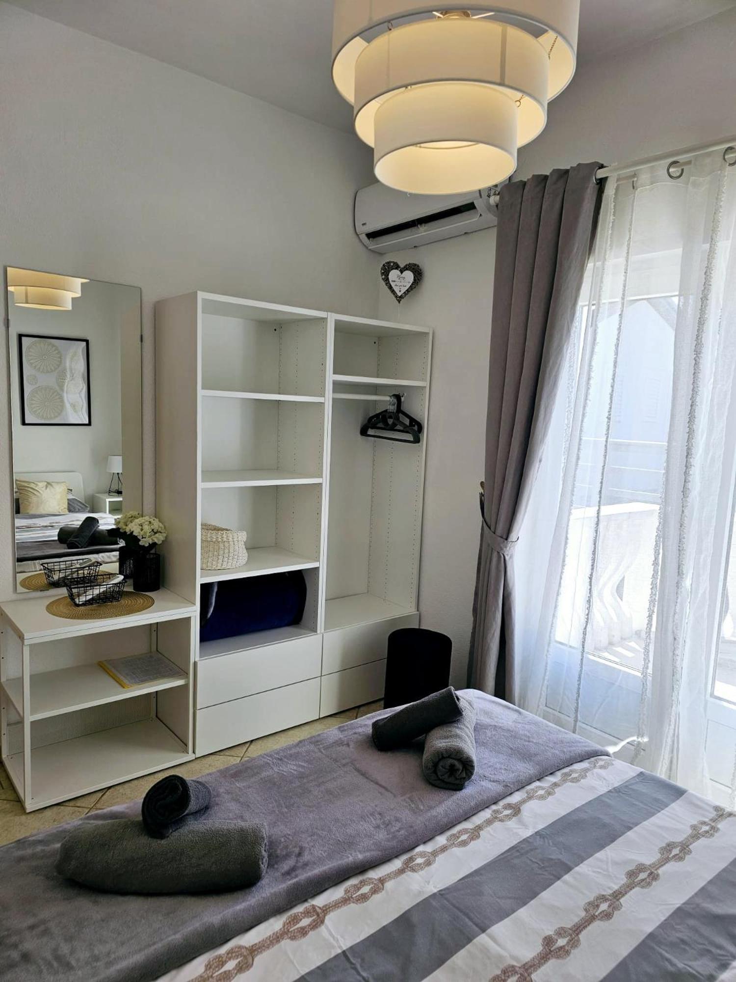 Apartment Melani Vir Ngoại thất bức ảnh