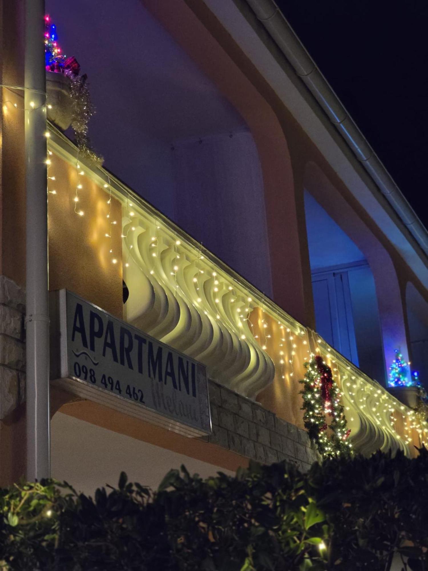 Apartment Melani Vir Ngoại thất bức ảnh