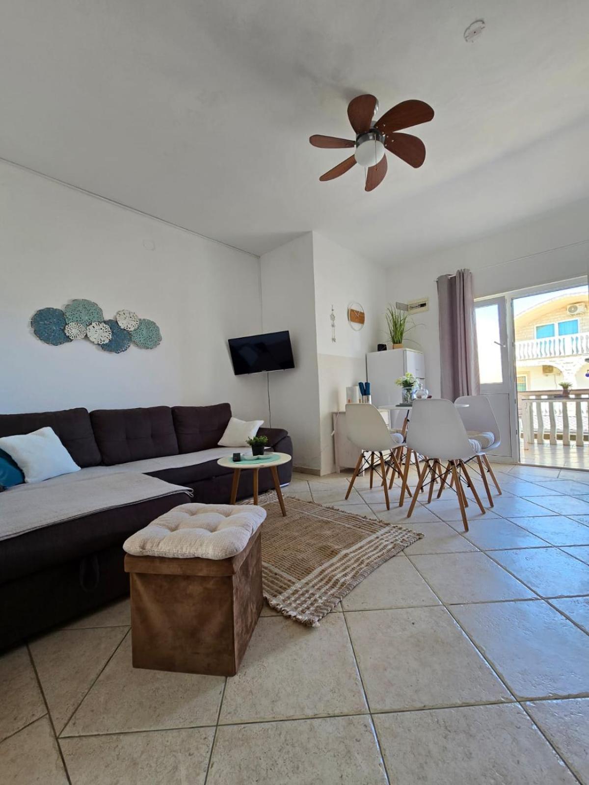Apartment Melani Vir Ngoại thất bức ảnh