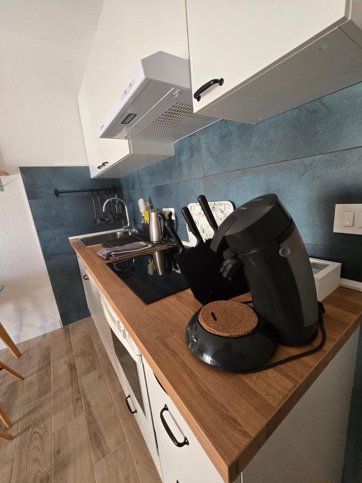 Apartment Melani Vir Ngoại thất bức ảnh