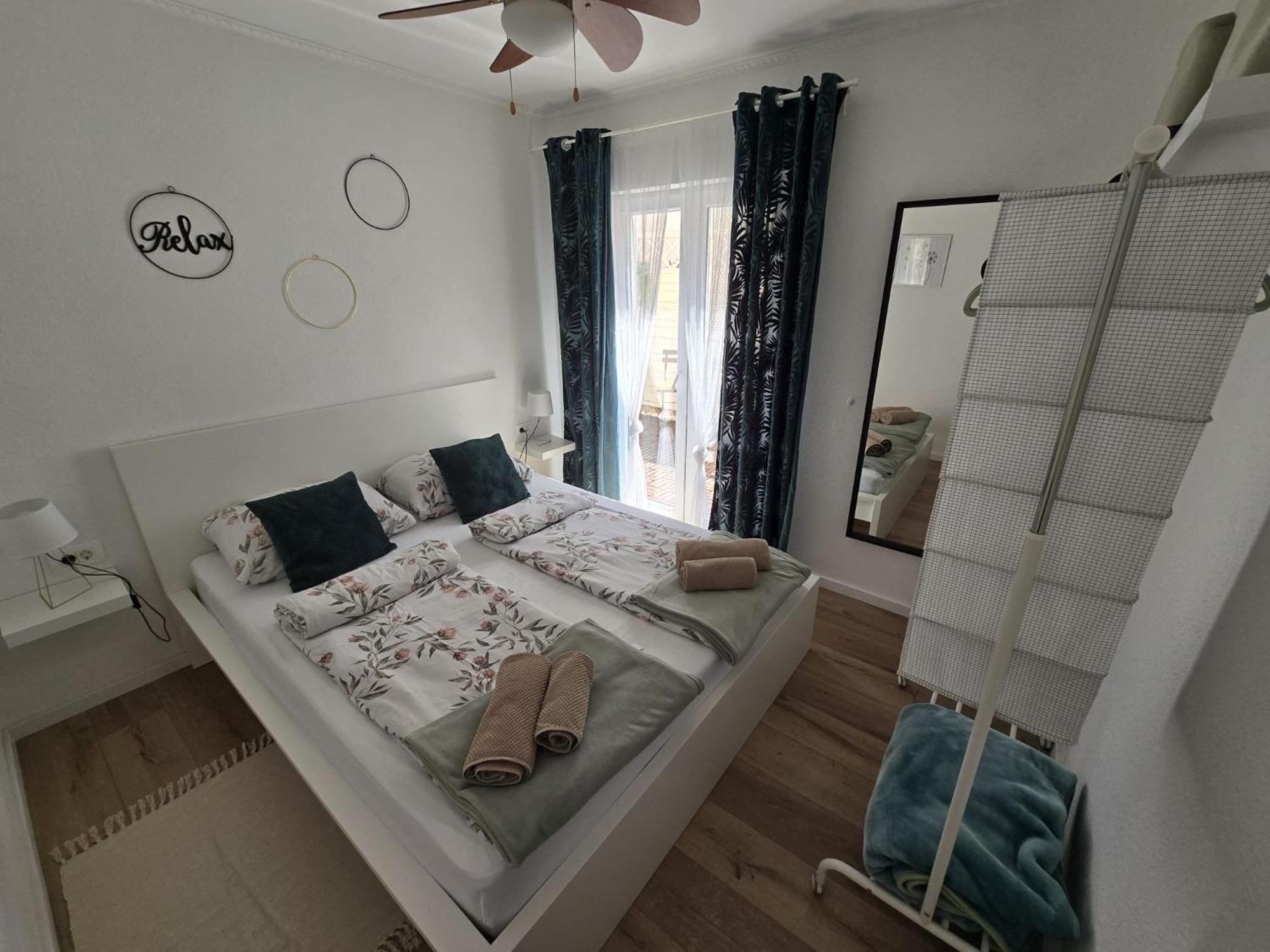 Apartment Melani Vir Ngoại thất bức ảnh